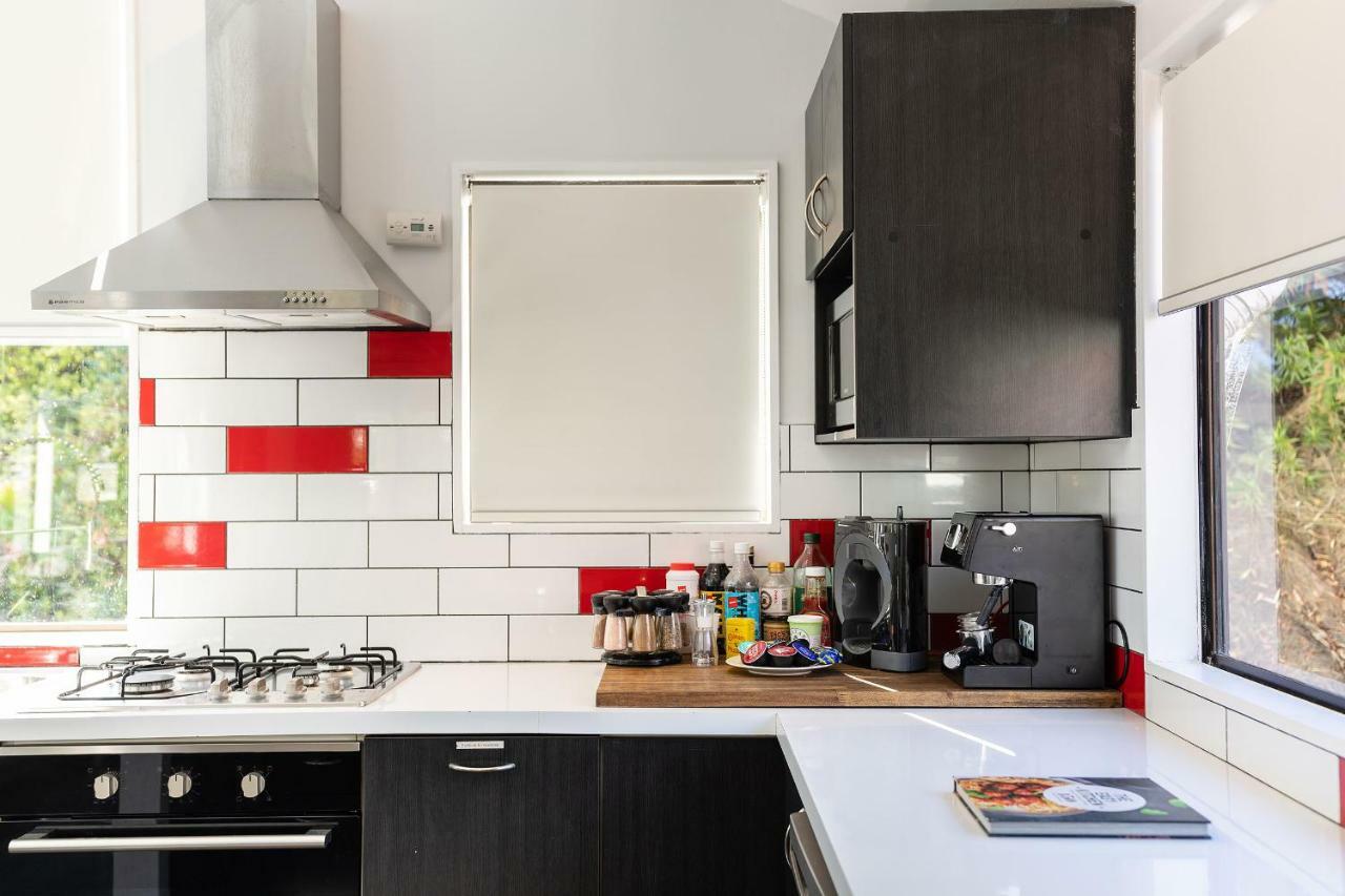 Central Family Home Cbd 1 Min Walk Куийнстаун Екстериор снимка